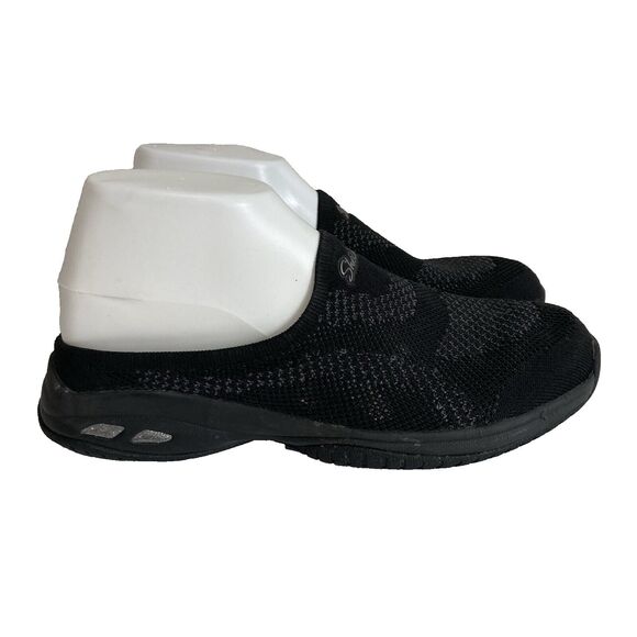 Skechers Slip-On Sneaker Shoe Womens Size 7.5 Black Mesh - Picture 1 of 9